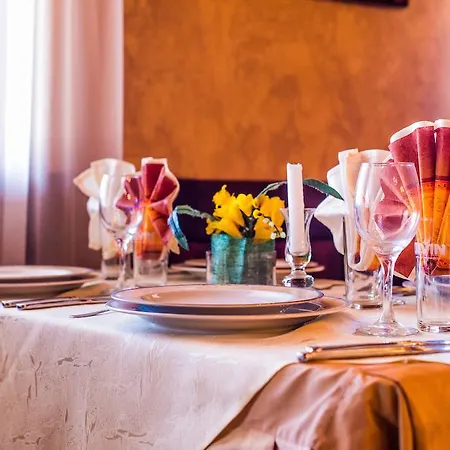 Hotel Family Elegance 2*