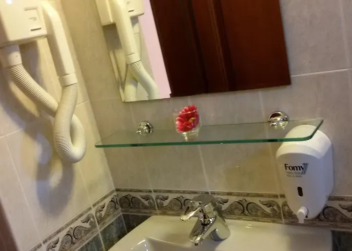 Family Elegance Hotel 2*