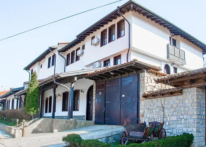 Family Elegance Arbanasi